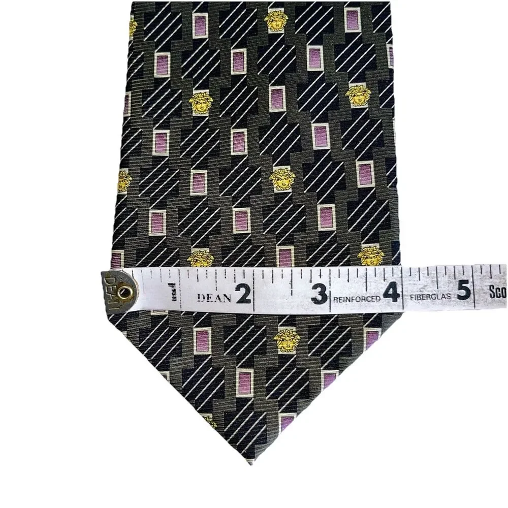 Vintage Gianni Versace Medusa Mens Tie Necktie 100% Silk Art Deco Made Italy